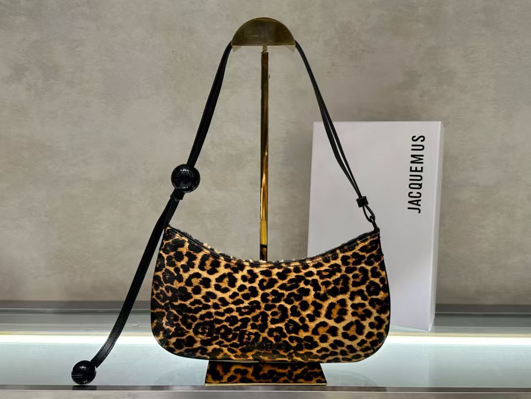 JACQUEMUS Women's Bags - Meya Luxury Brand