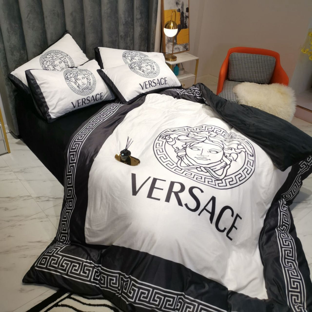Versace Bed Sheet Set