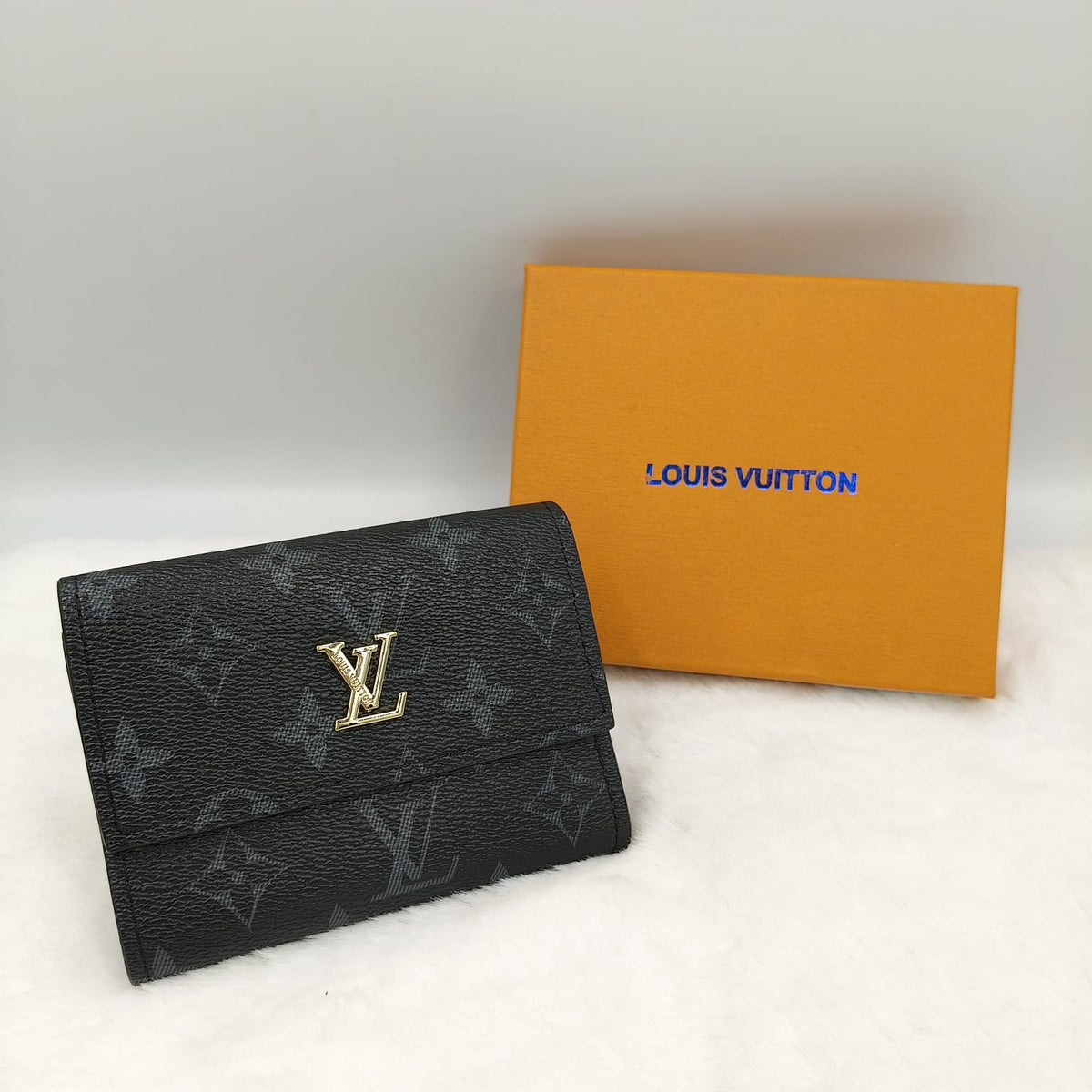 Louis Vuitton Women's Wallet - Meya Luxury Brand