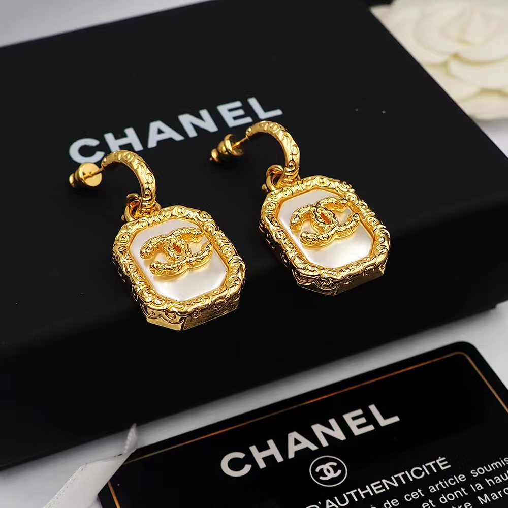 Chanel Gold Earrings - Meya Luxury Brand