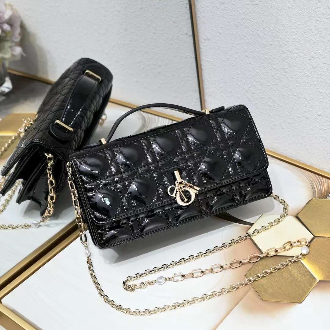 Dior Women's Bag - Meya Luxury Brand