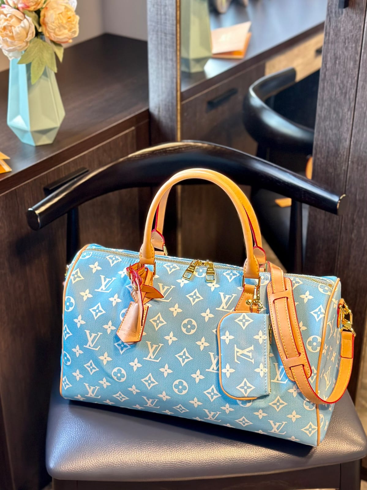 Louis Vuitton Women's Bag - Meya Luxury Brand