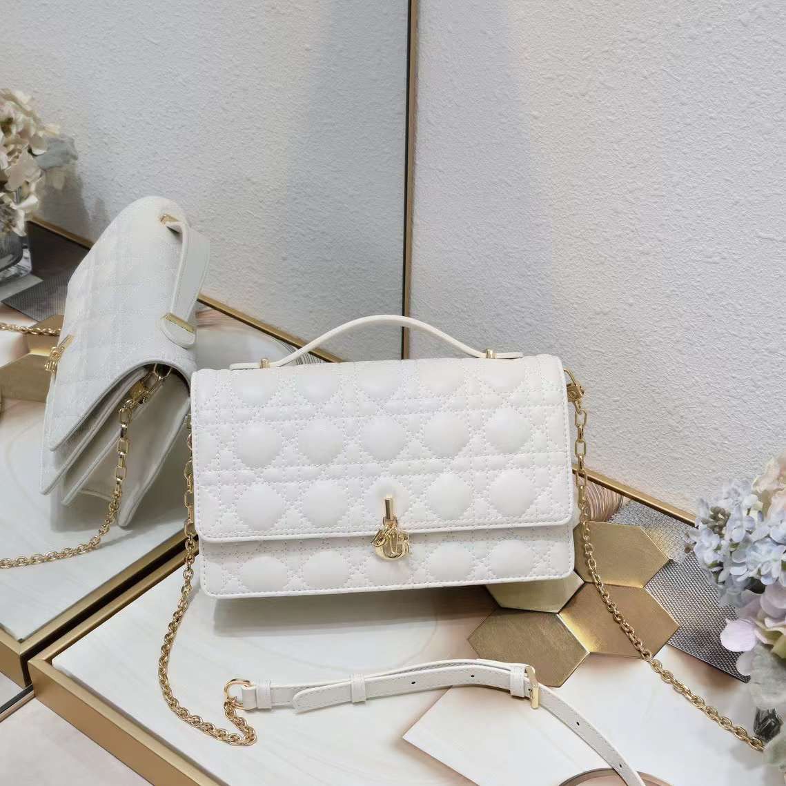 Dior Women's Bag - Meya Luxury Brand