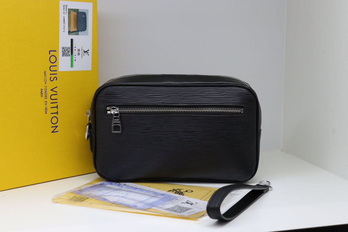 Louis Vuitton Men's Bag - Meya Luxury Brand