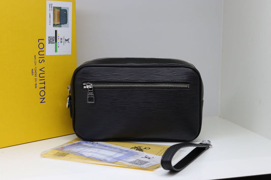 Louis Vuitton Men's Bag - Meya Luxury Brand