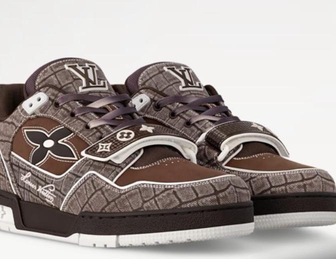 Louis Vuitton Men's Sneakers - Meya Luxury Brand image 1