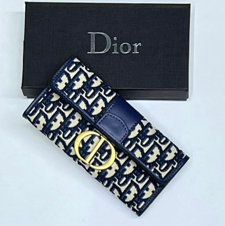 Dior Women's Bag - Meya Luxury Brand