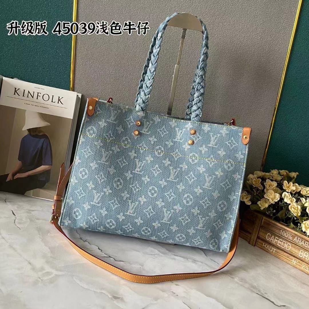 Louis Vuitton Women's Bags - Meya Luxury Brand