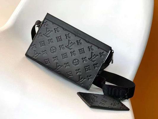 Louis Vuitton Men's Bag - Meya Luxury Brand