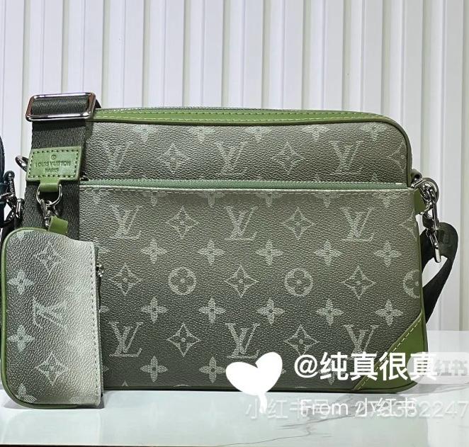 Louis Vuitton Men's Bag – Green Compact