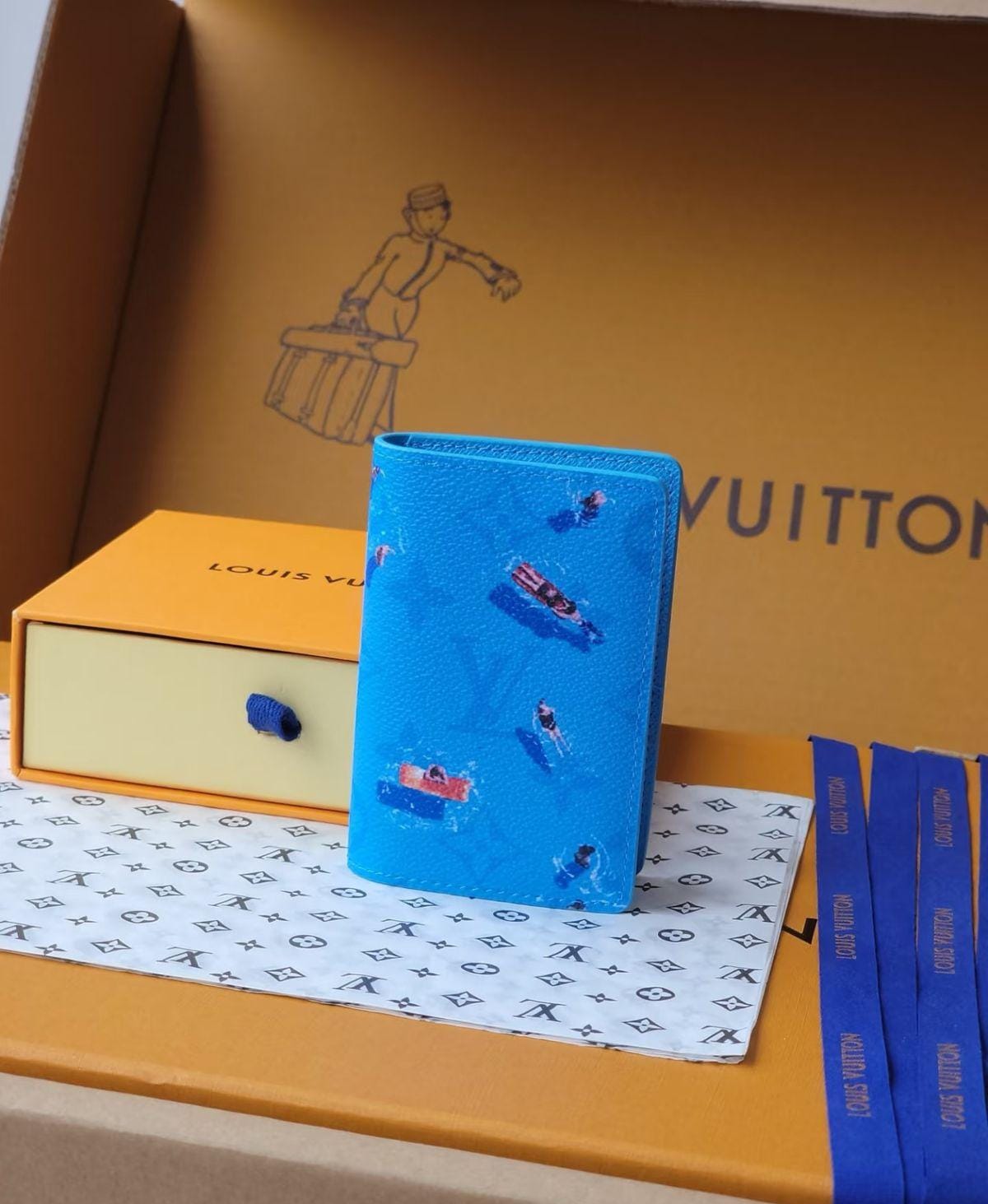 Louis Vuitton Men's Wallet - Meya Luxury Brand