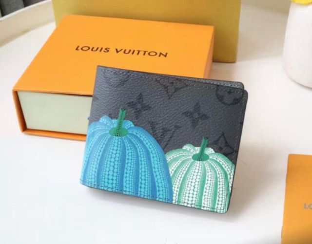 Louis Vuitton Men's Wallets - Meya Luxury Brand image 1