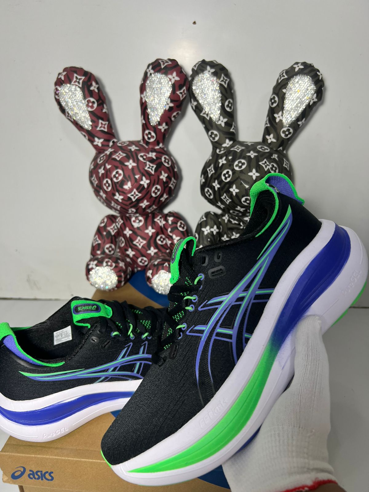 asics-gel-sport-sneakers-main.jpg