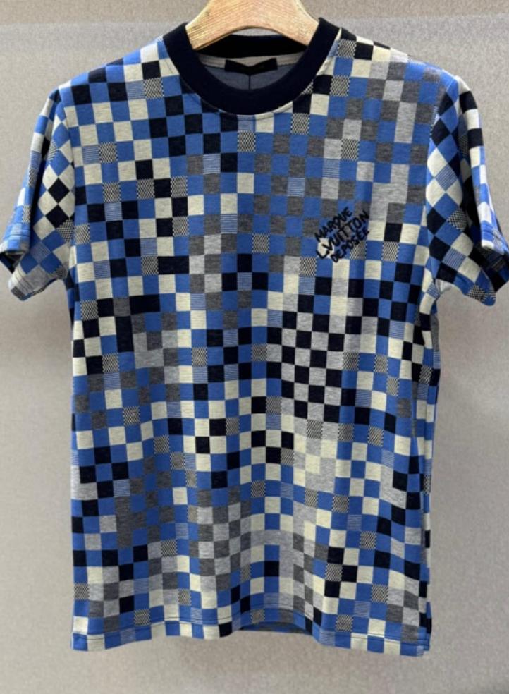 Louis Vuitton Men's Shirts - Meya Luxury Brand image 1