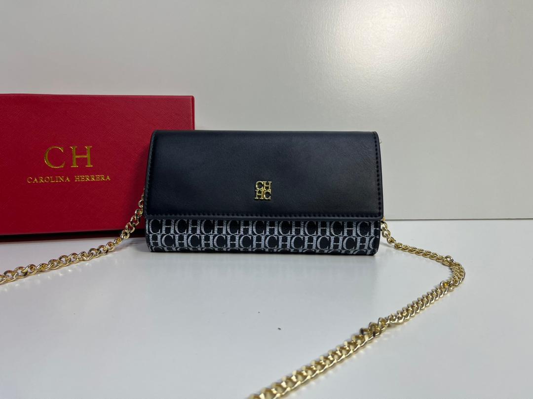 Black patterned Carolina Herrera women’s chain bag
