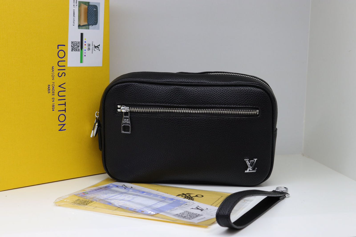 Louis Vuitton Men's Bag - Meya Luxury Brand