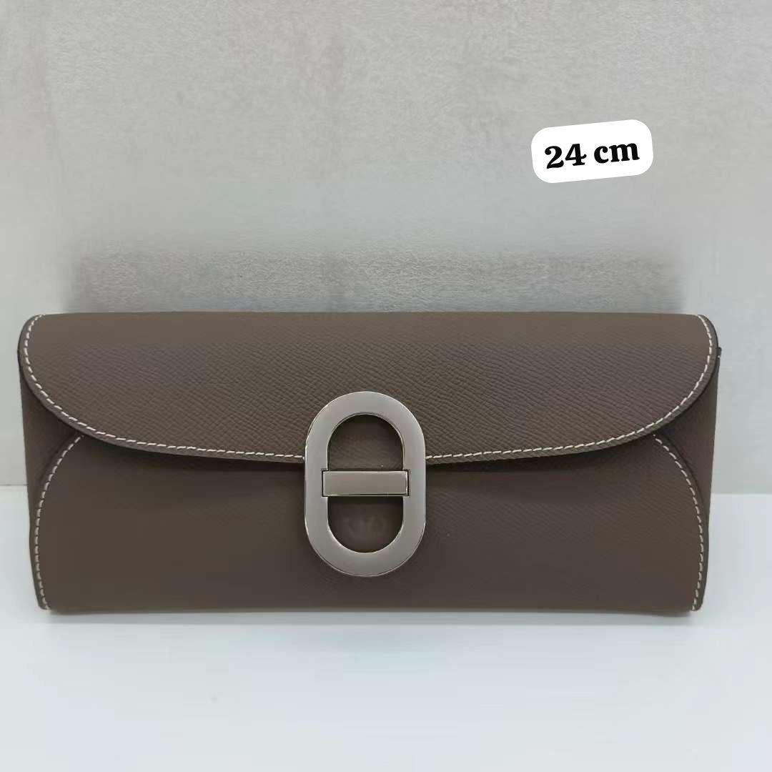 Dior Women's Bag - Meya Luxury Brand