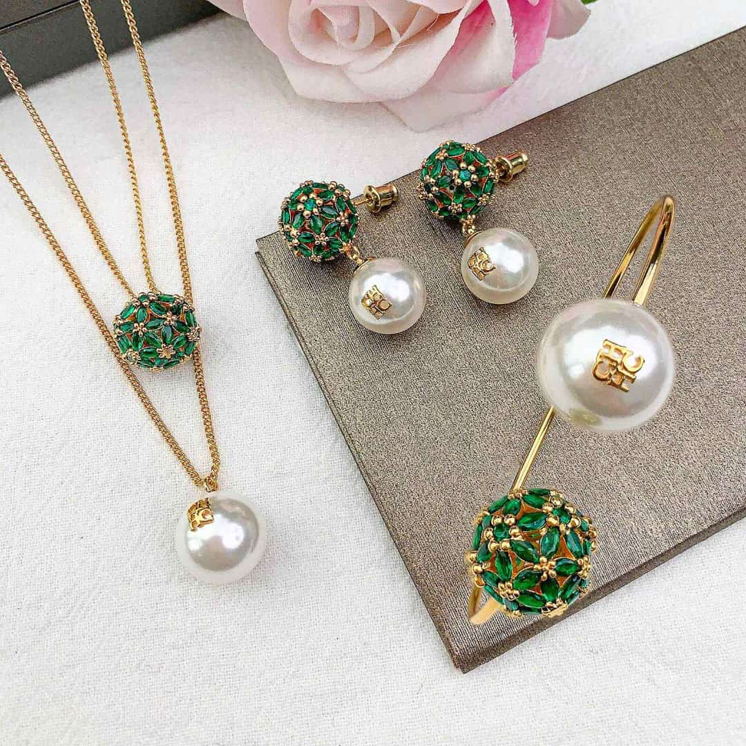 New high-end women's classic noble pearl jewelry set - Meya Luxury Brand