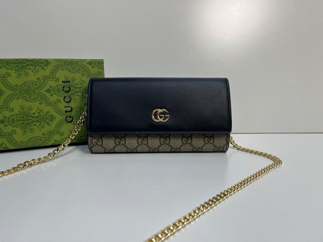 Black Gucci women’s chain bag available in UAE