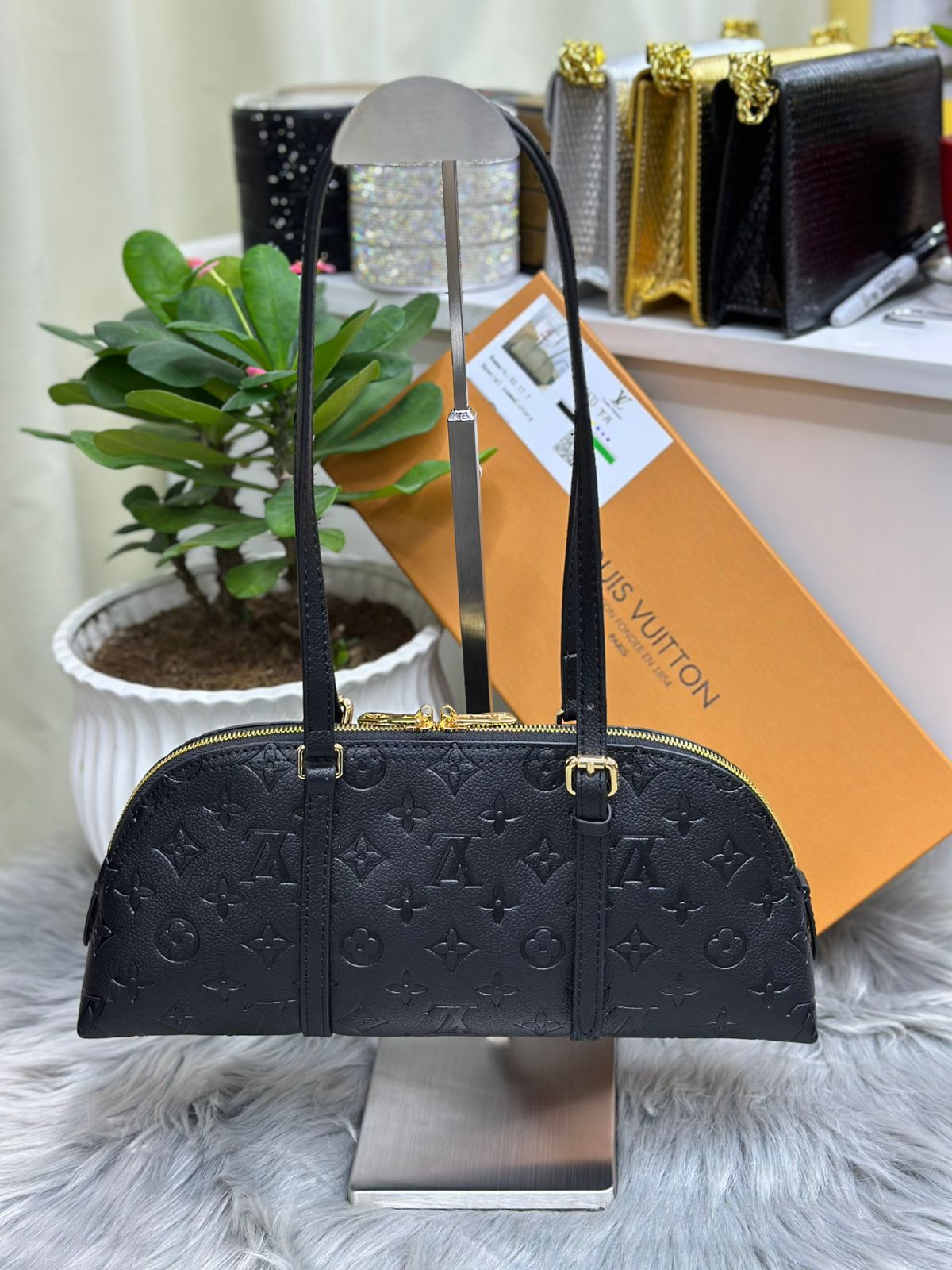 Onyx black Louis Vuitton monogram empreinte leather shoulder bag