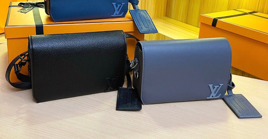 Louis Vuitton style women's crossbody bags in black and grey