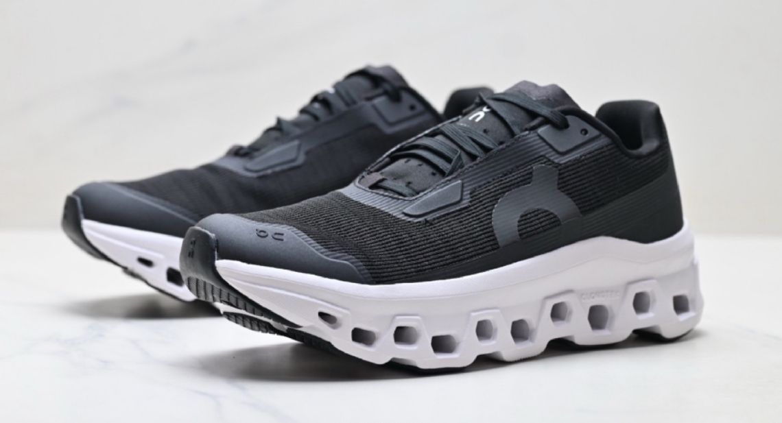 On cloud monster Sneakers - Meya Luxury Brand